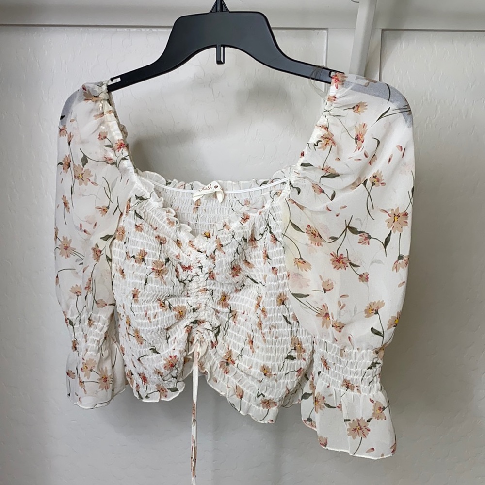 Cropped floral top